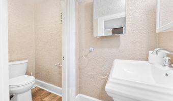 1447 S Arch Ave, Alliance, OH 44601