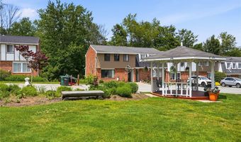 4400 Laurel Oak Dr, Allison Park, PA 15101