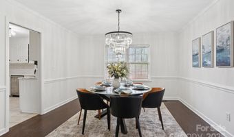 10016 Whitethorn Dr, Charlotte, NC 28277