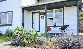 603 S Main St, Alma, WI 54610