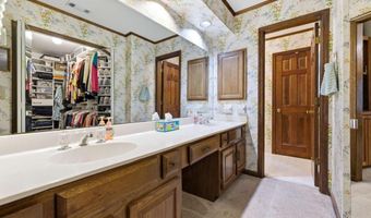 3609 Hermitage Dr, Berkeley Lake, GA 30096