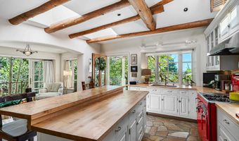 El Salto Rd, Arroyo Seco, NM 87514