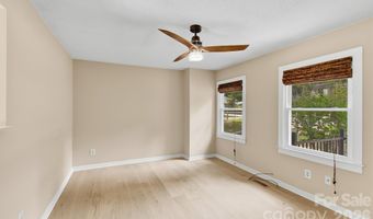 147 Birch Ln, Arden, NC 28704