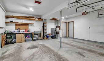 114 S West St, Agawam, MA 01030