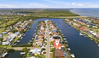 831 CHIPAWAY Dr, Apollo Beach, FL 33572