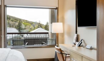 126 Riverfront Ln 204, Avon, CO 81620