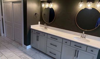 99 University Estates Blvd, Athens, OH 45701