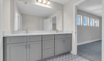 1 Potters Ct, Bayville, NJ 08721