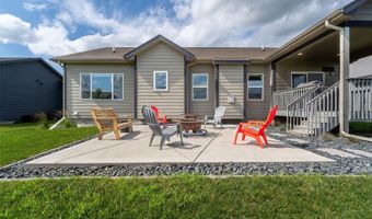 302 33rd St SE, Altoona, IA 50009