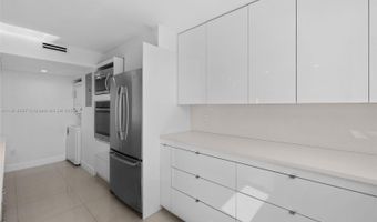 9102 W Bay Harbor Dr 5D, Bay Harbor Islands, FL 33154