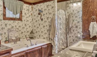 1013 N LINWOOD Ave, Appleton, WI 54914