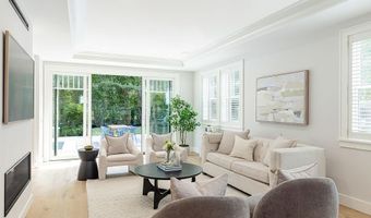 84 Coggeshall Ave, Newport, RI 02840