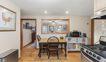 588 Newport Ave, Attleboro, MA 02703
