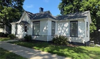 610 N 5th St, Atchison, KS 66002