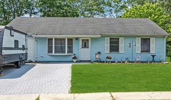 5 Midship Dr, Barnegat, NJ 08005