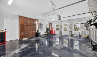713 ISLEBAY Dr, Apollo Beach, FL 33572