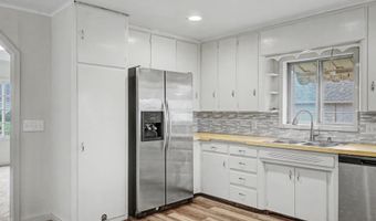 130 DENVER St, Albany, OR 97321