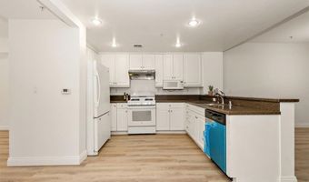 89 E Commonwealth Ave 1I, Alhambra, CA 91801
