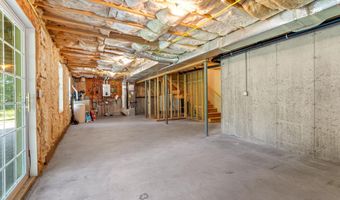 18 Lorden Rd, New Boston, NH 03070