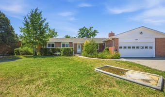 829 E CARLSON St, Cheyenne, WY 82009