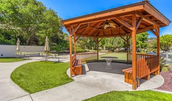 8975 Lawrence Welk Dr 7, Escondido, CA 92026
