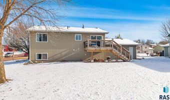 509 Aana Ave, Baltic, SD 57003