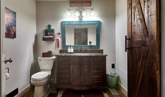 9293 BROADACRES Rd NE, Aurora, OR 97002