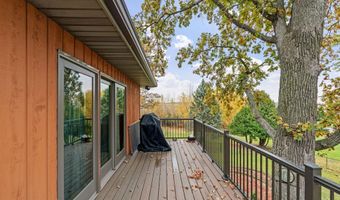 74500 240th St, Albert Lea, MN 56007