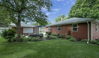2320 S GREENVIEW St, Appleton, WI 54915