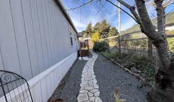 16126 GUSTAFSON Ln, Brookings, OR 97415