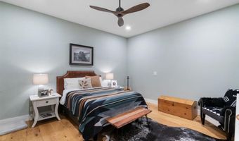800 Fox Rd, Millsap, TX 76066