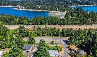 5669 Kitsap Way, Bremerton, WA 98312