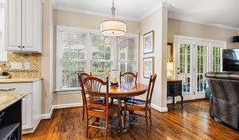 216 Wendhurst Ct, Apex, NC 27502
