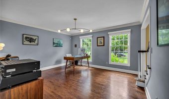 561 Willard Rd, Aurora, OH 44202