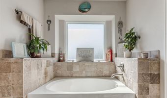 1213 Greenfield Ave, Yukon, OK 73099