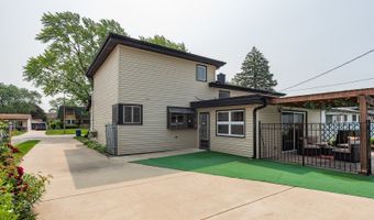 838 S Michigan Ave, Addison, IL 60101