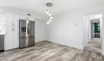7525 SPRING LAKE Dr #C2, Bethesda, MD 20817