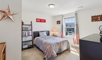 818 Hilliary Ln, Aurora, OH 44202