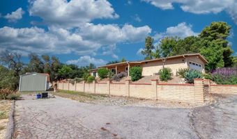 3008 N Victoria Dr, Alpine, CA 91901