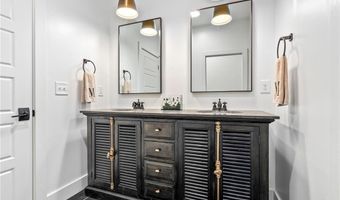 900 DAKOTA Dr, Auburn, AL 36830