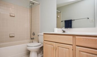 7806 FOX GATE Ct, Bethesda, MD 20817