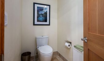 61900 Anker Ln, Bend, OR 97702
