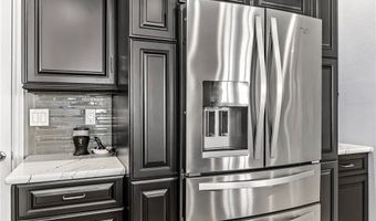 3811 Queen Elizabeth Ct, Laughlin, NV 89029