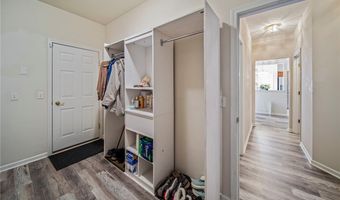 10707 Crossings Dr, Aurora, OH 44202