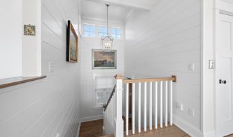 5 NINTH, Beach Haven, NJ 08008