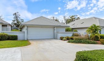 201 Orange Tree Dr, Atlantis, FL 33462