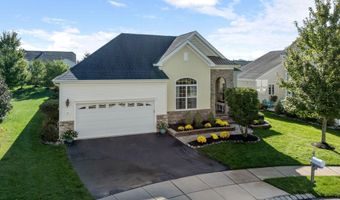 10 CHAPEL HILL Ct, Barnegat, NJ 08005