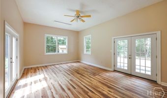 110 Pioneer Dr, Athens, GA 30605
