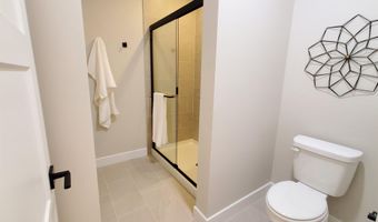 318 W Boxthorn Dr, Andover, KS 67002