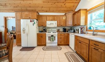 1809 S Badger Ln, Arkdale, WI 54613